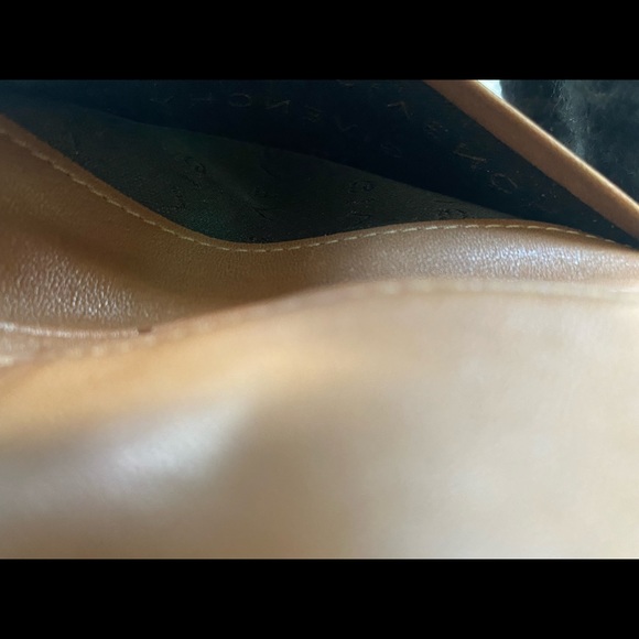 AUTHENTIC BIFOLD GIVENCHY WALLET - Picture 15 of 16